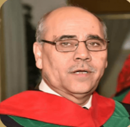 Dr. Ali Najadat in a Scientific Session with Students of Quantitative and Qualitative Research Methods in the Media